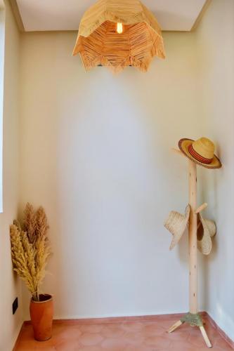 11_Entrance details decoration